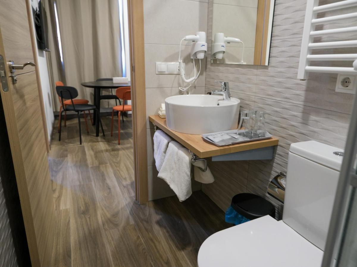 Alianza Suites Madrid Exterior foto